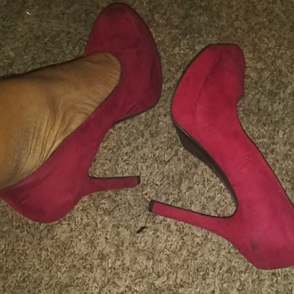 Red suede heel platform